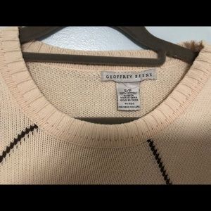 * 4 items for $25*  Geoffrey Beene sweater